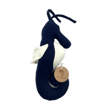 Lade das Bild in den Galerie-Viewer, Sebi das Seepferdchen